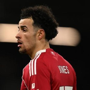 世界杯手机直播-邮报：热刺有意引入柯蒂斯-琼斯，但尚未与利物浦接触