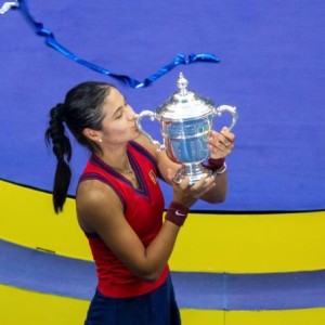 世界杯下载入口-拉杜卡努改写44年历史 英国网球开启新时代？