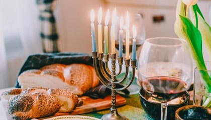 世界杯高清观看-小图拉姆吐口水遭重罚：禁赛6场+4万罚金+整月工资